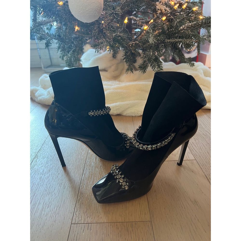 JIMMY CHOO Maruxa 100 suede-paneled embellished patent-leather ankle boots